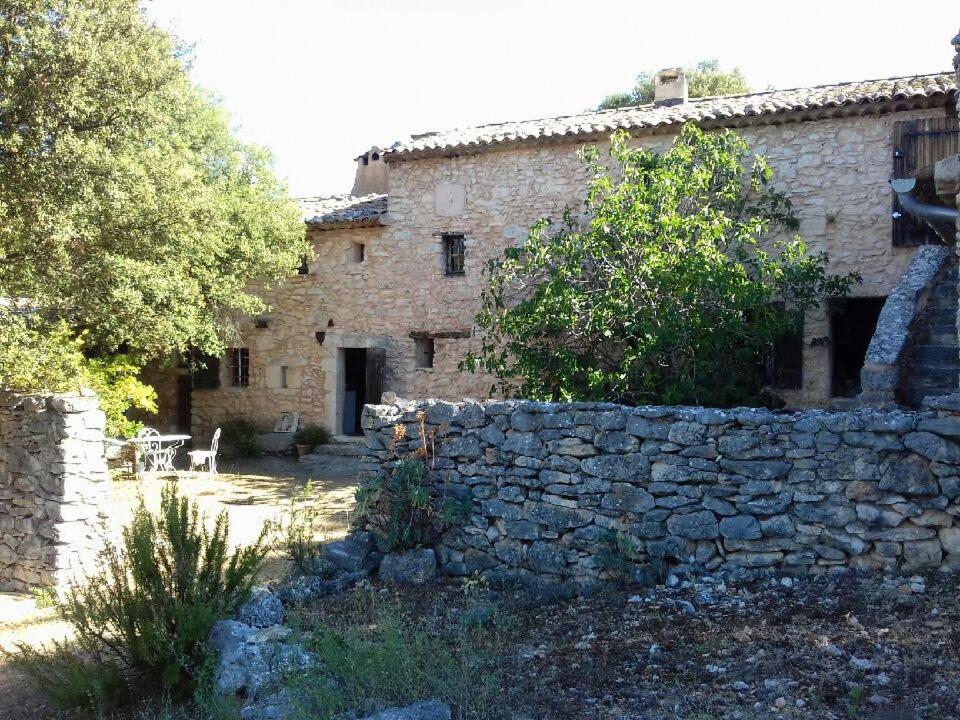 Hotel Le Jas Des Aiguiers Saint-Saturnin-lès-Apt Exterior foto